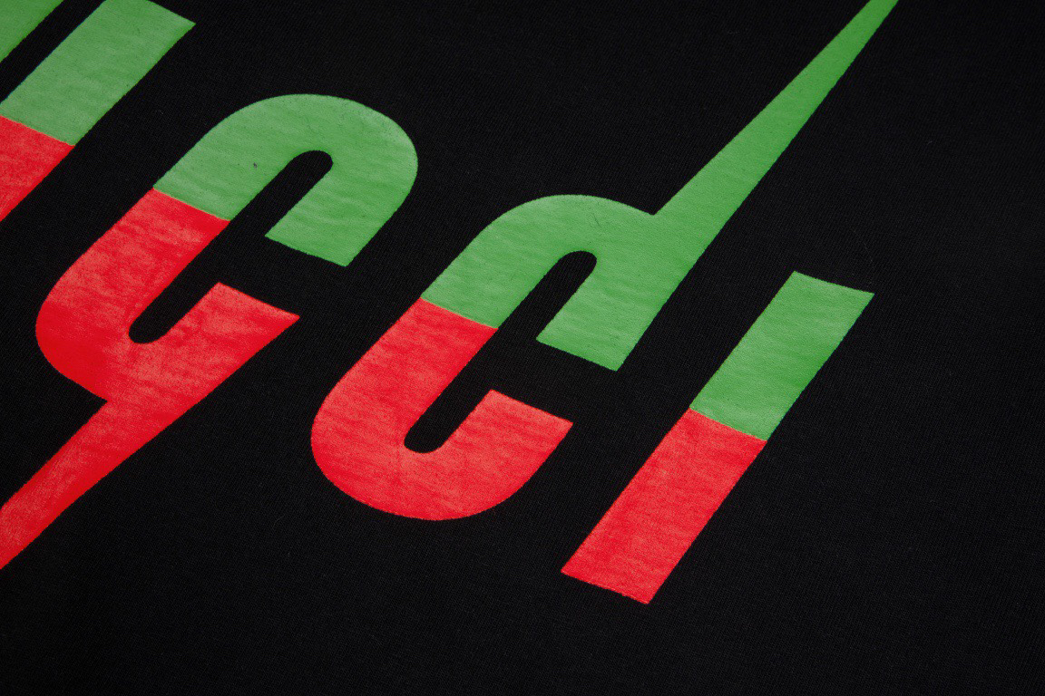 Gucci clothing-97