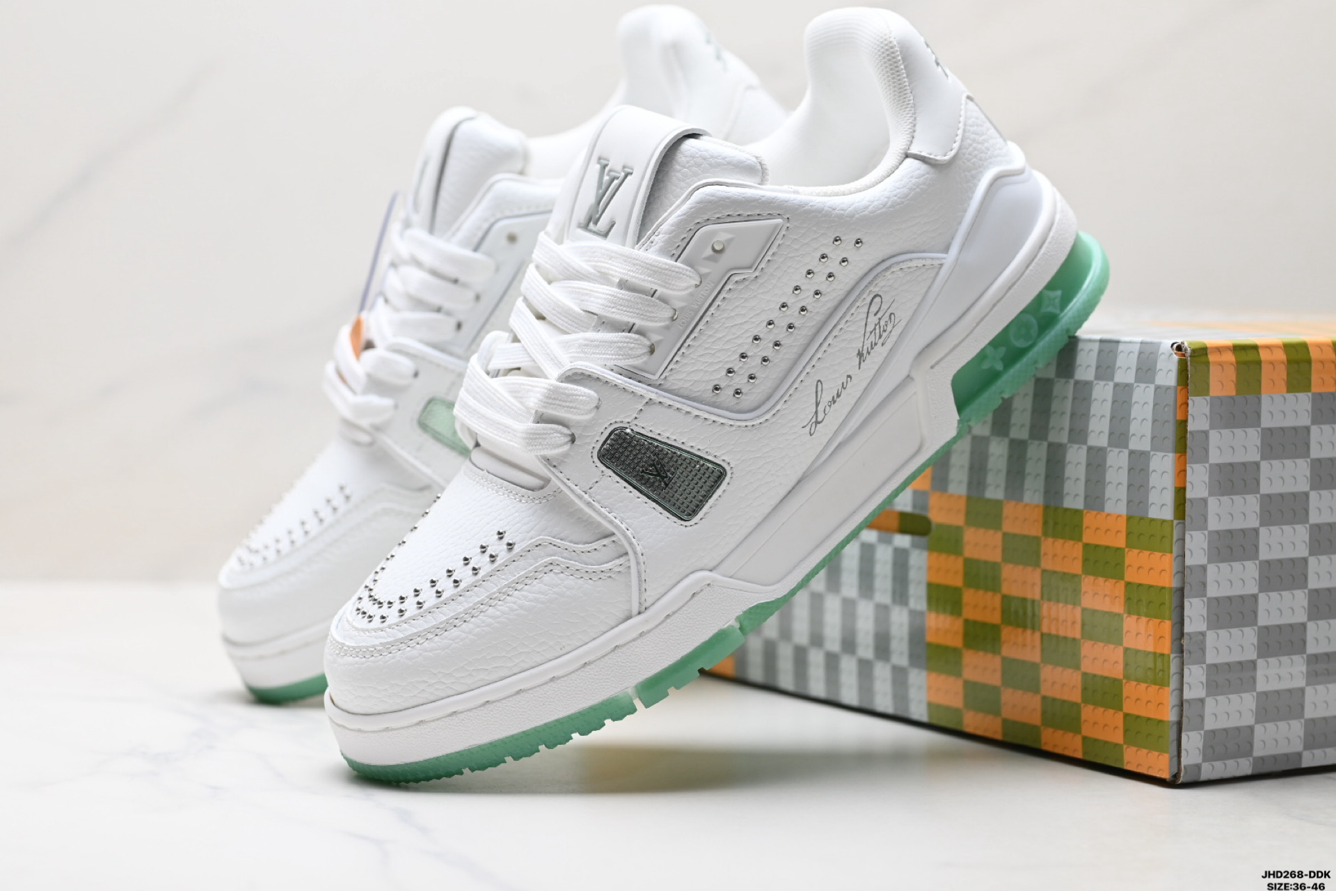 Lv Sneakers-197