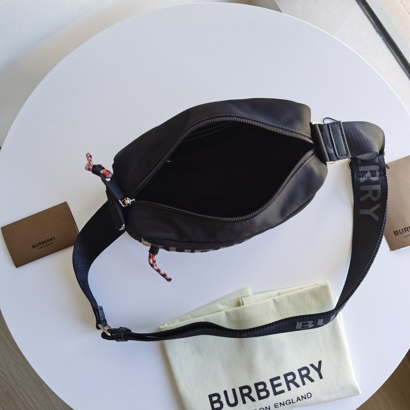 Burberry bag-88