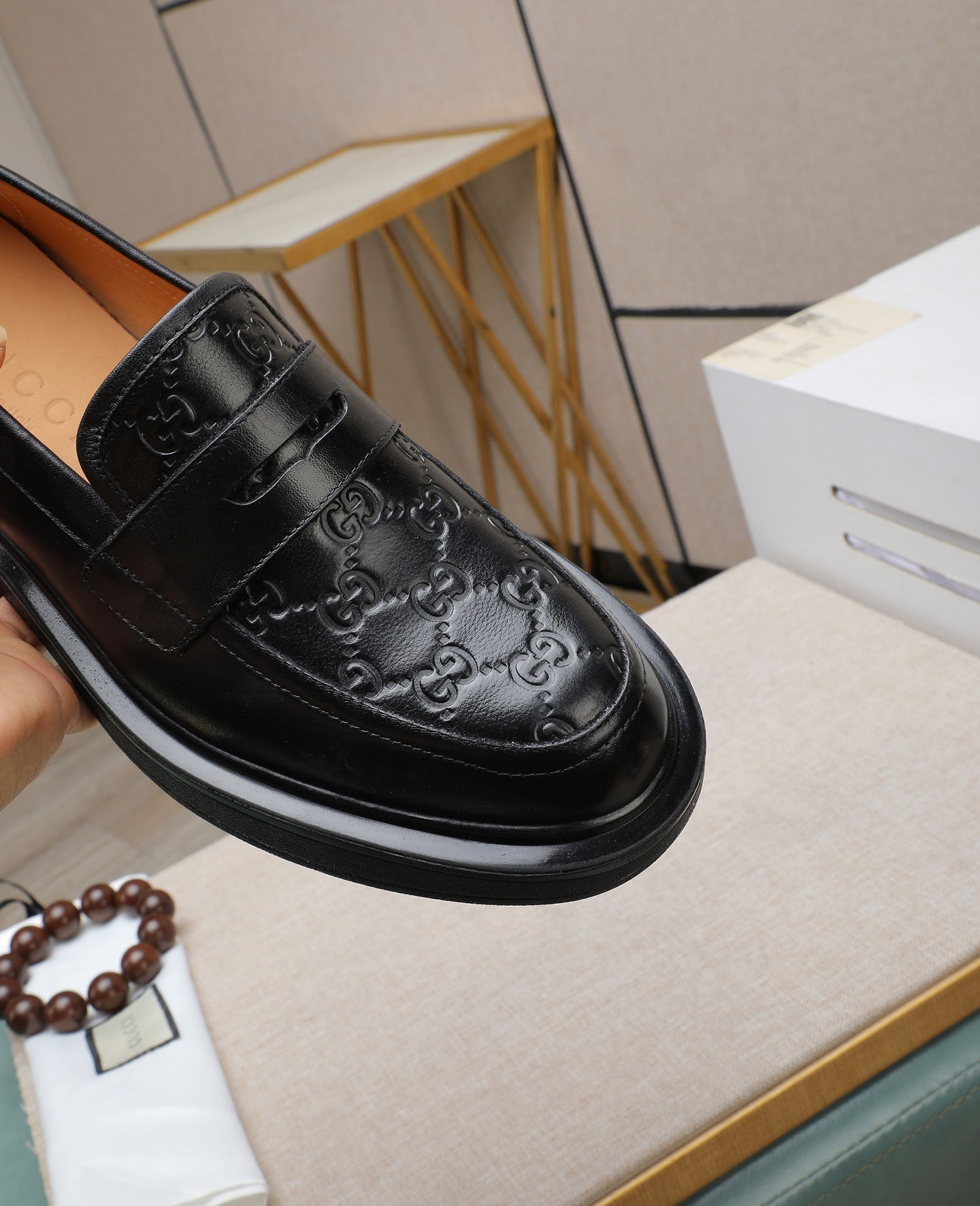 Gucci men's leather shoes-133