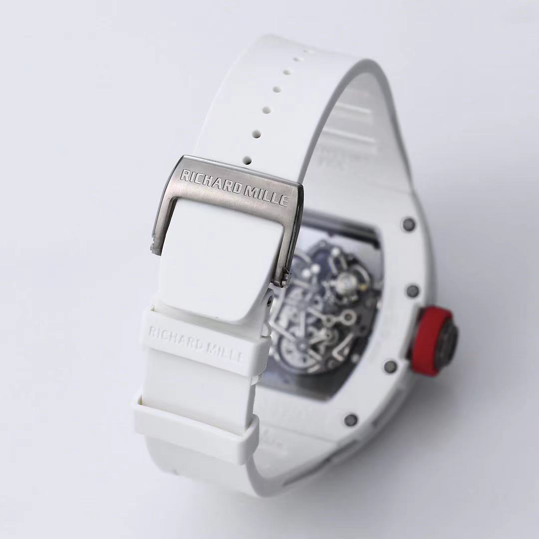 Watch 18