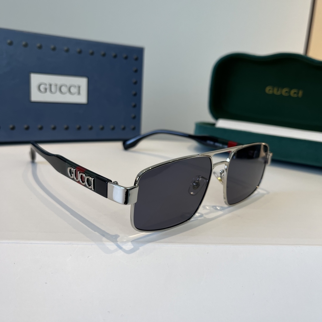 Gucci glasses-40
