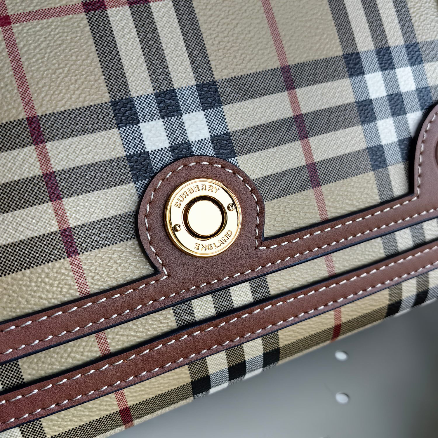 Burberry bag-109