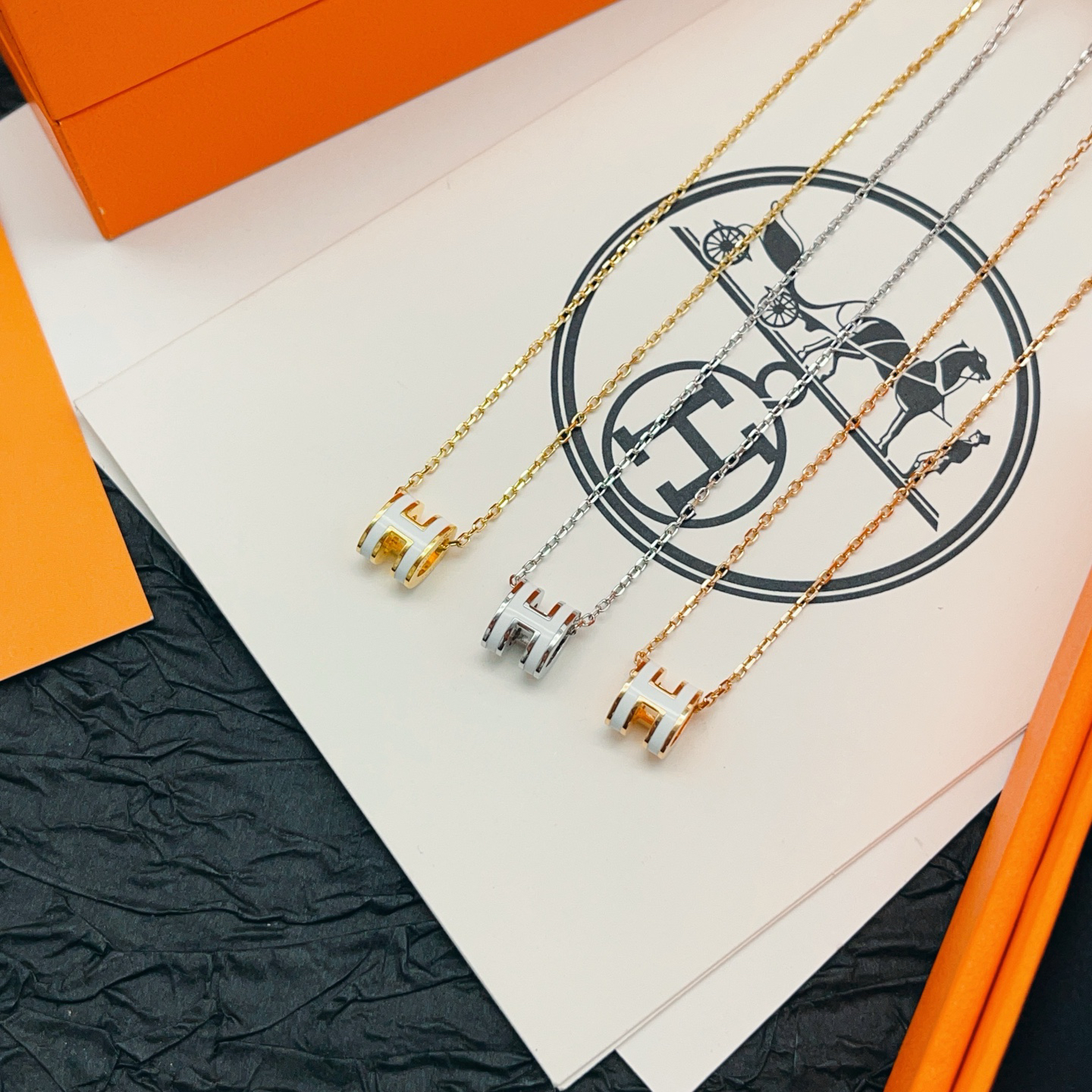 Hermes necklace-68