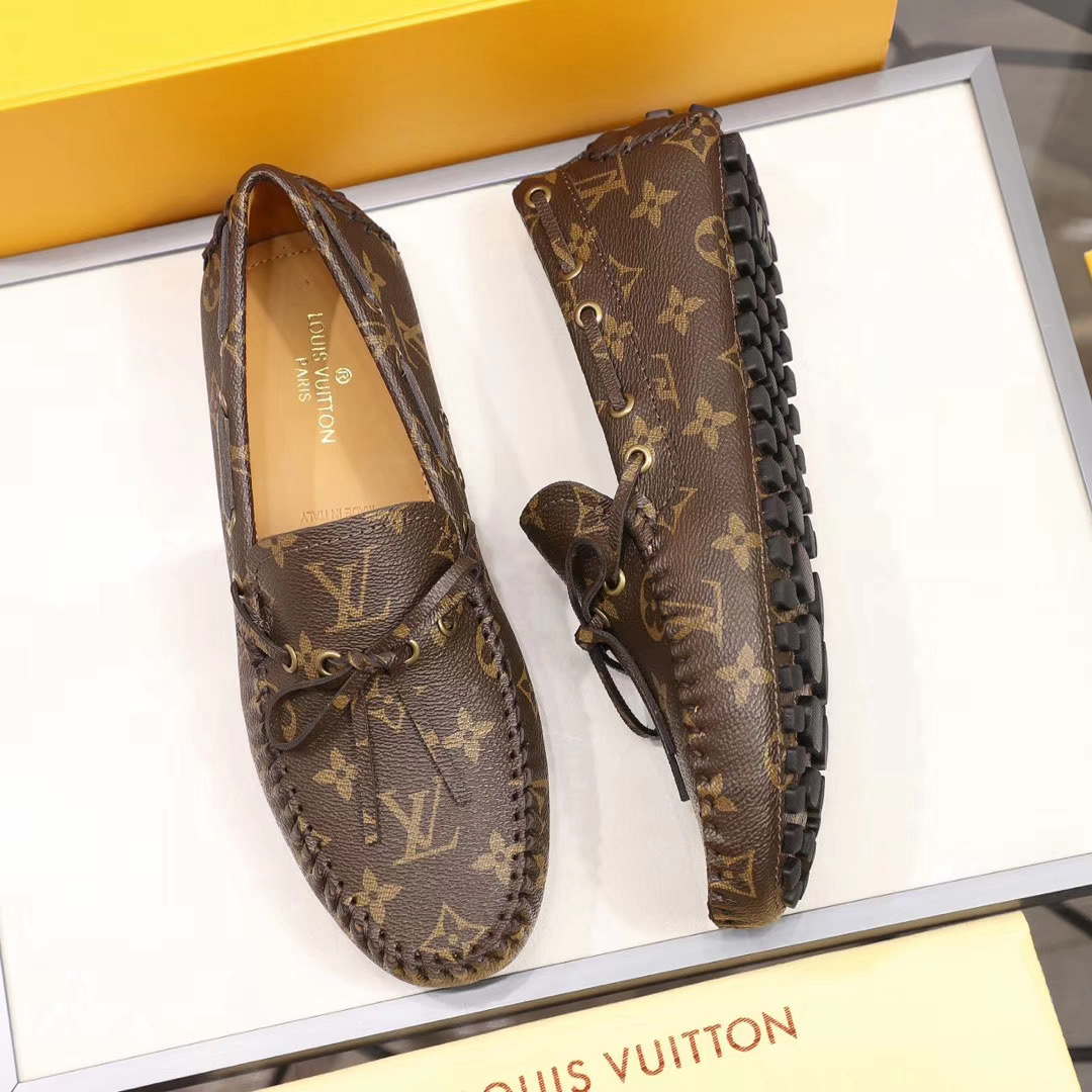 LV women's leather shoes-32