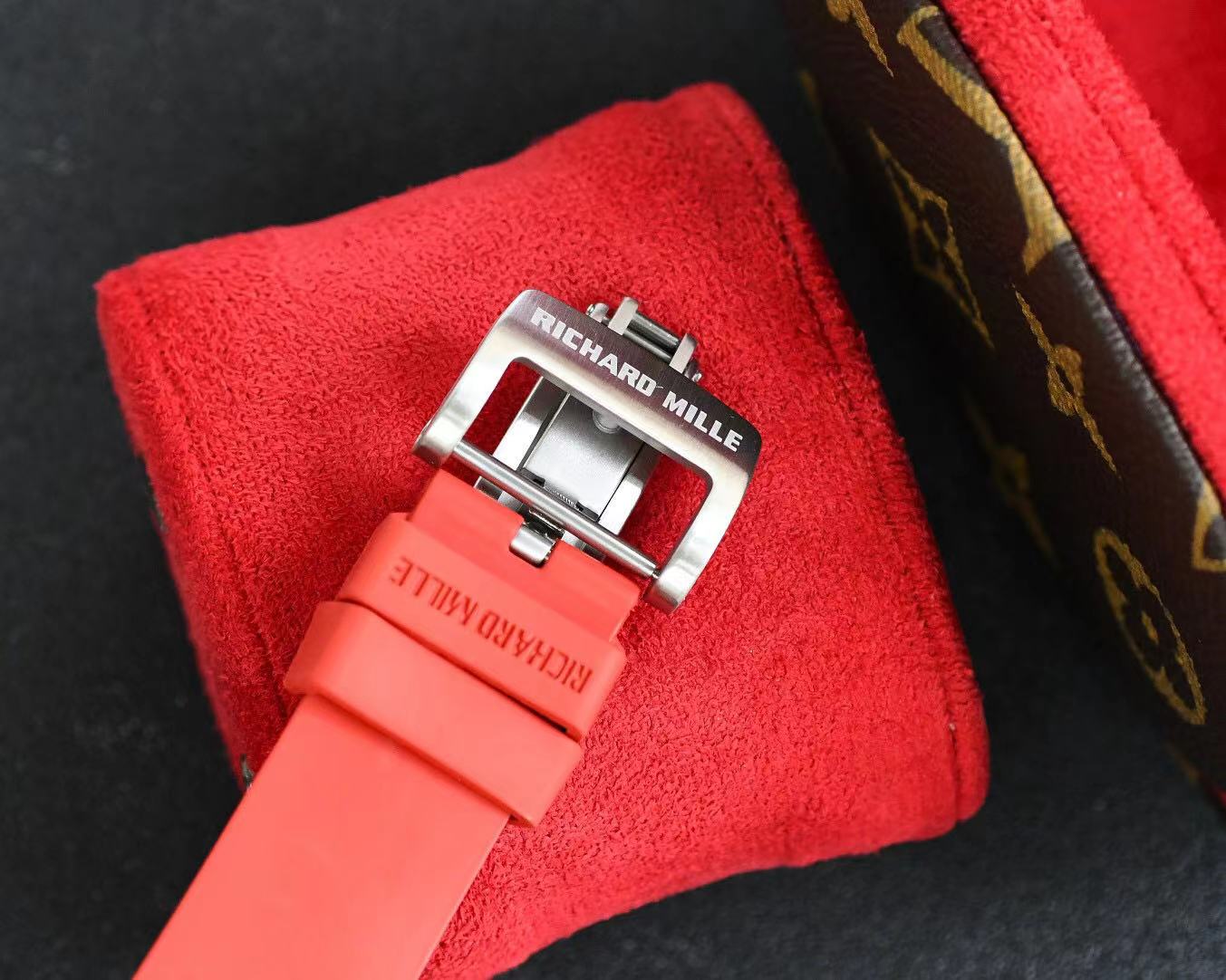 Watch 20