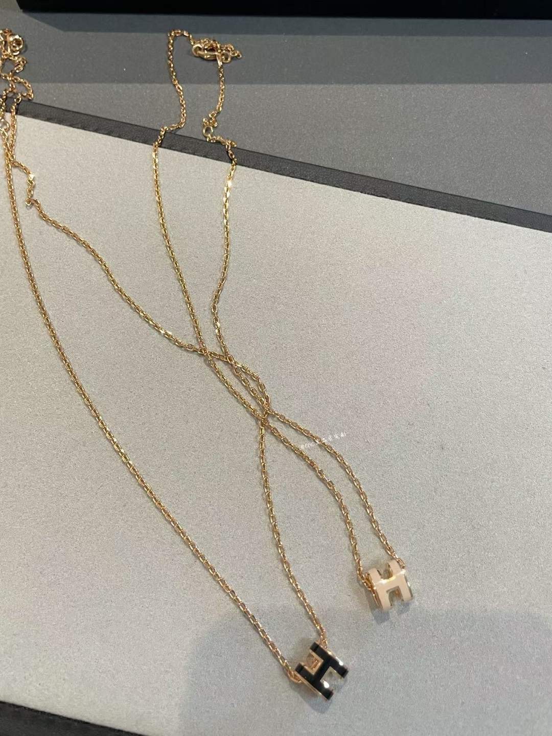 Hermes necklace-49