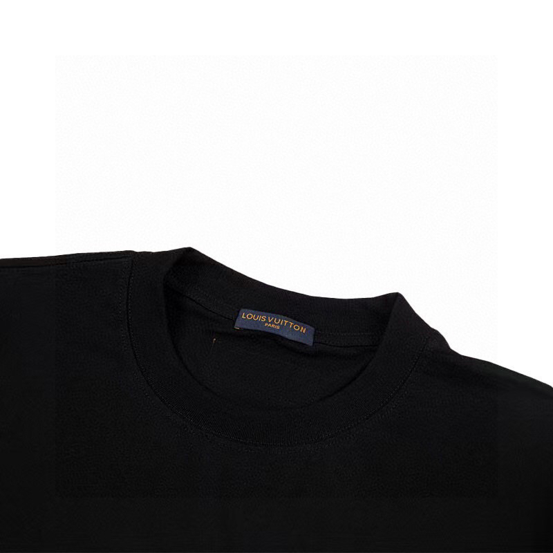 LV clothing-42