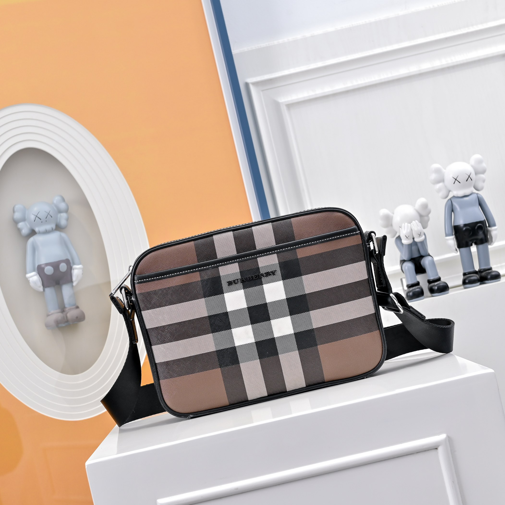 Burberry bag-4