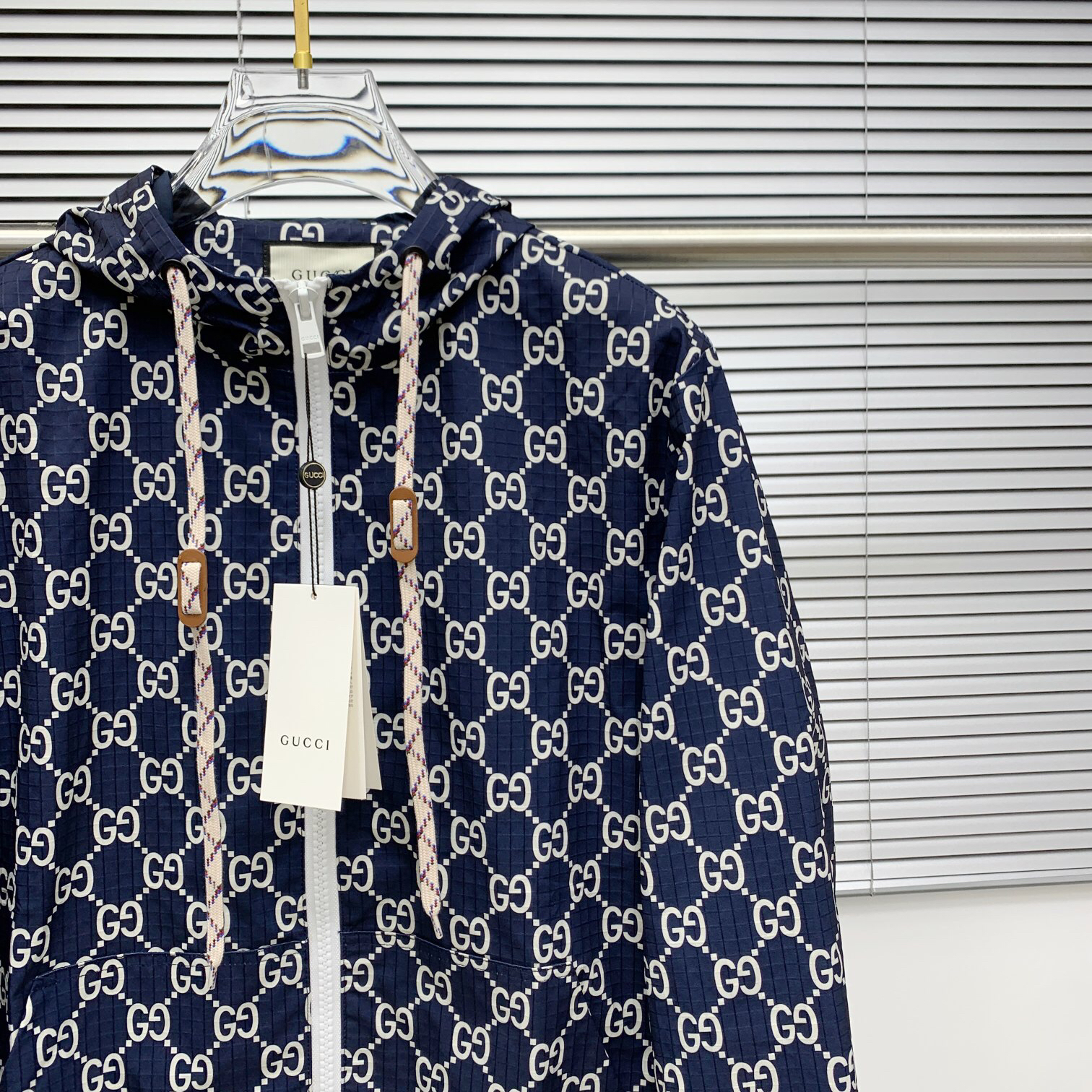 Gucci Clothing-343