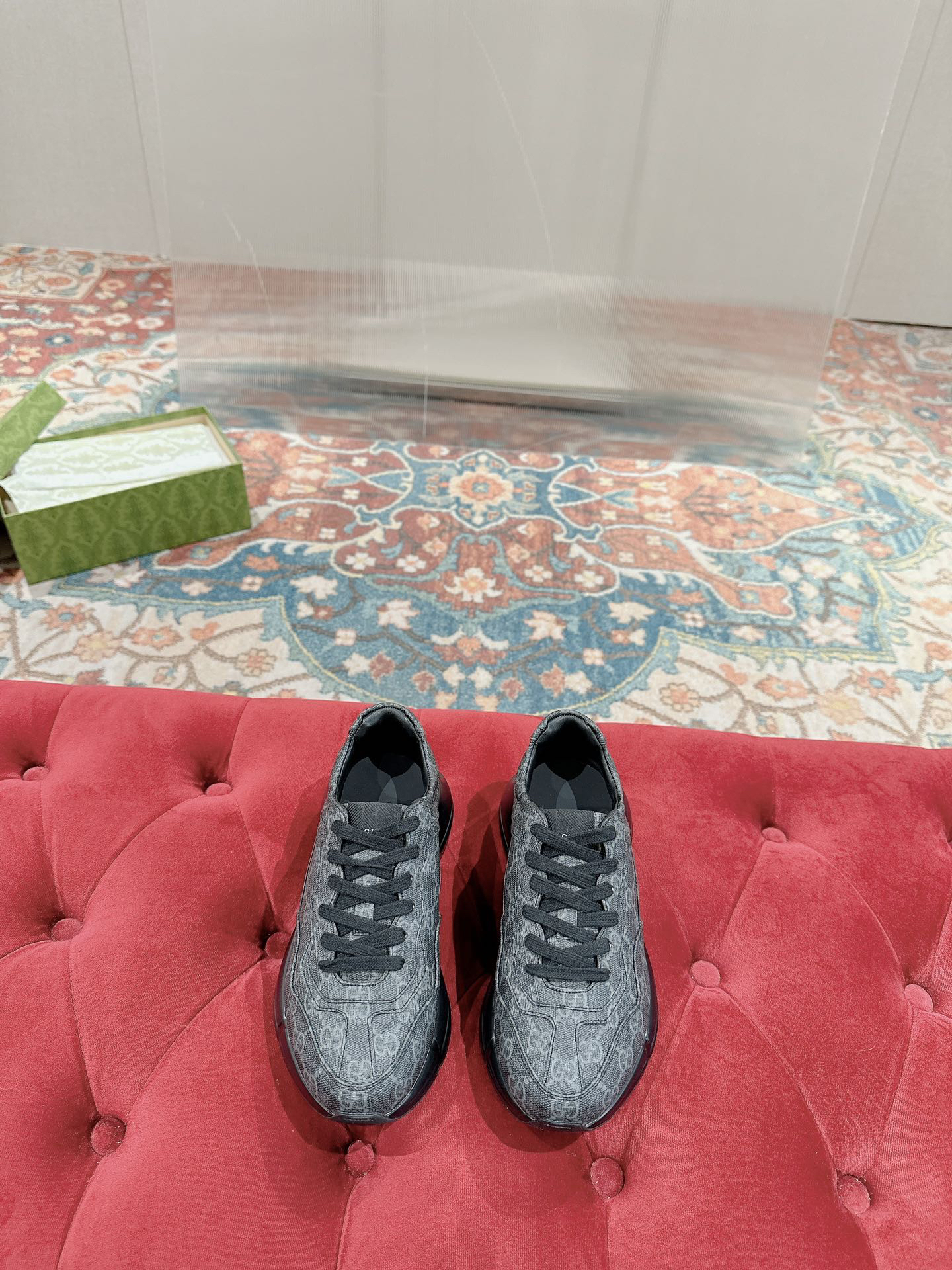 Gucci Sneakers-209