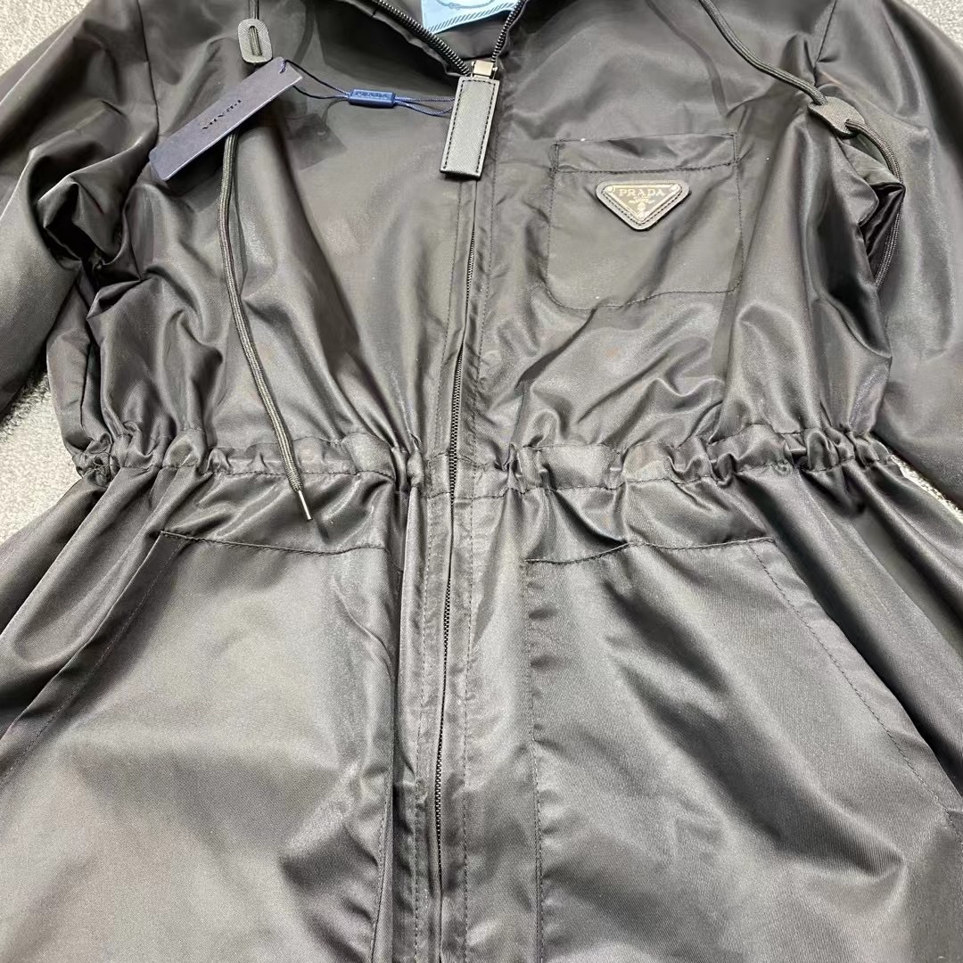 Prada Clothing-209