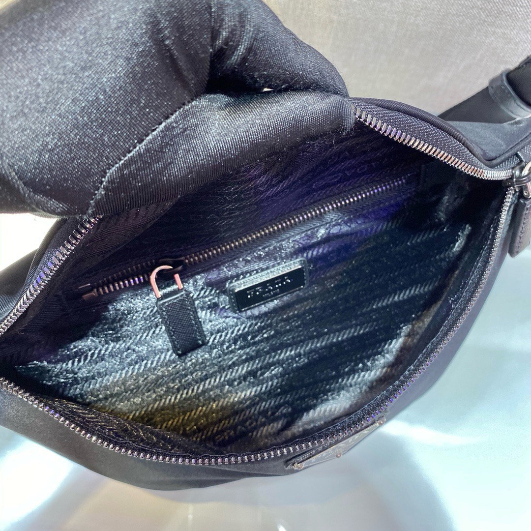 Prada bag-160