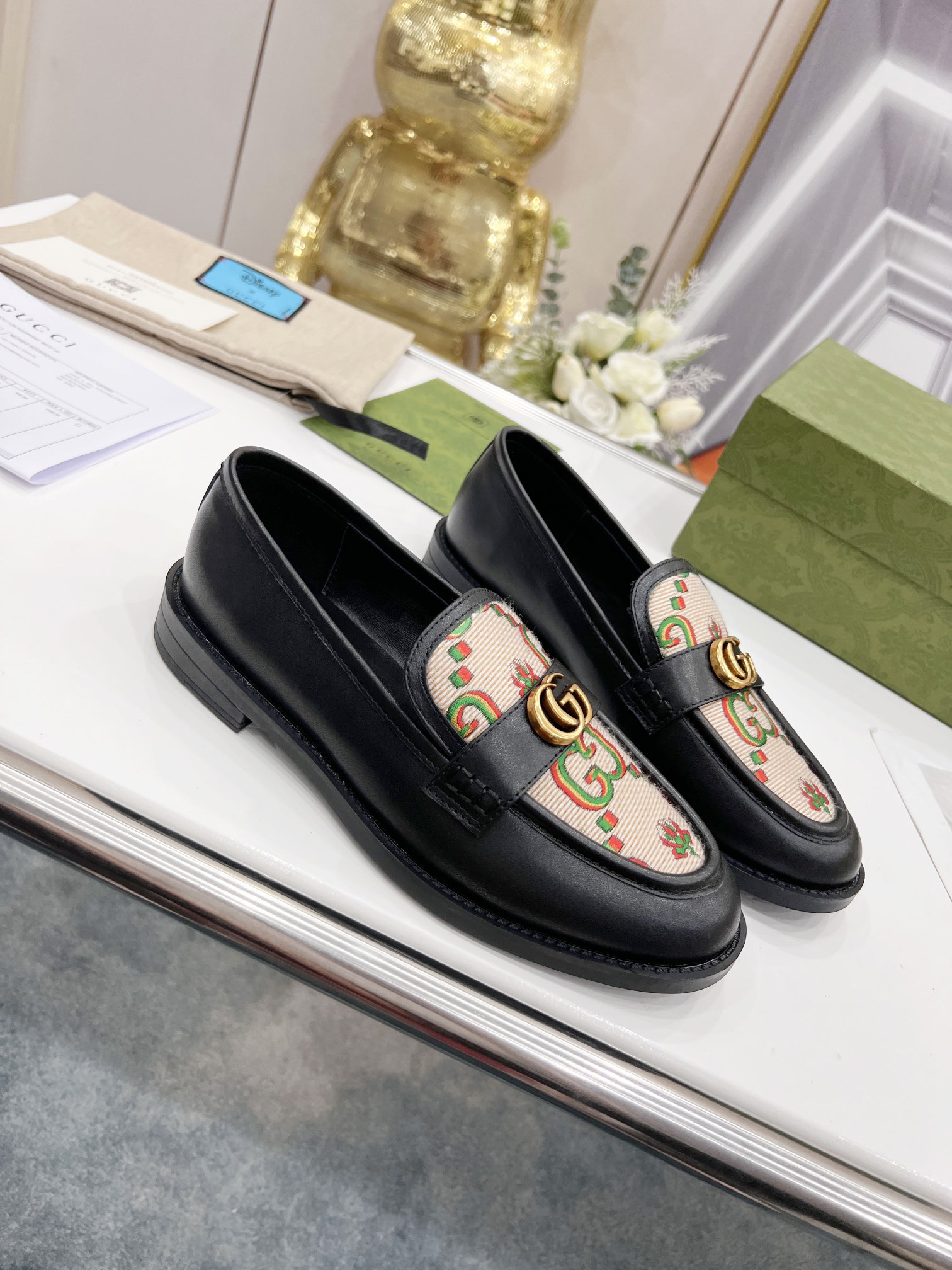 Gucci women's leather shoes-52