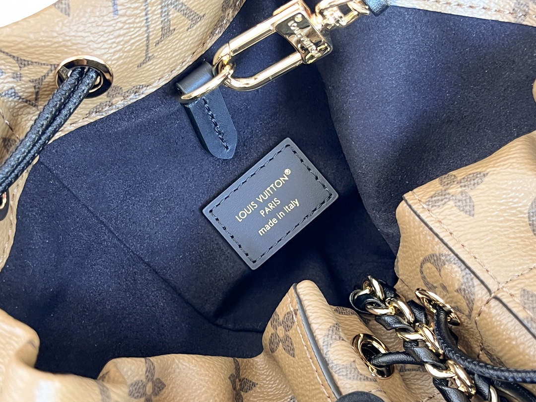 Louis Vuitton bag-51