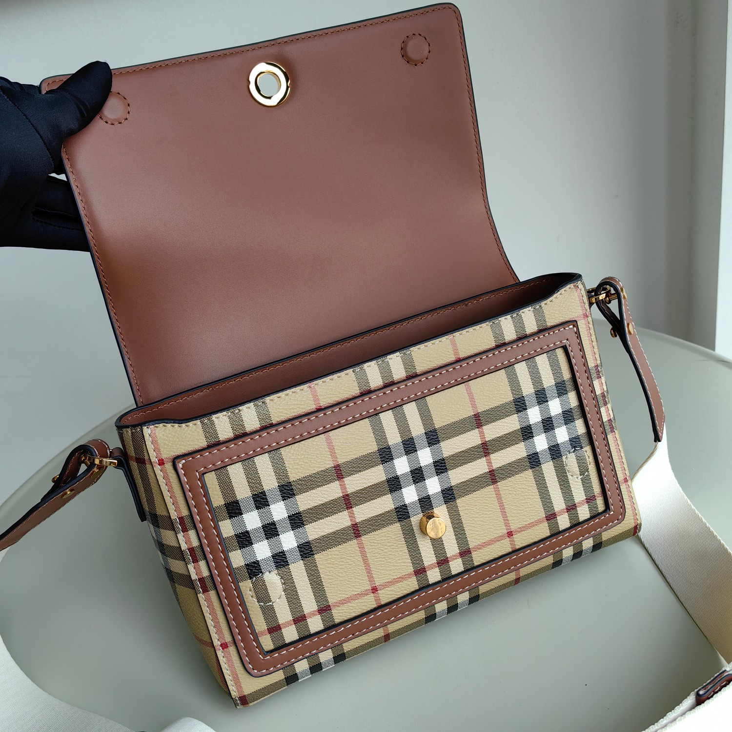 Burberry bag-109