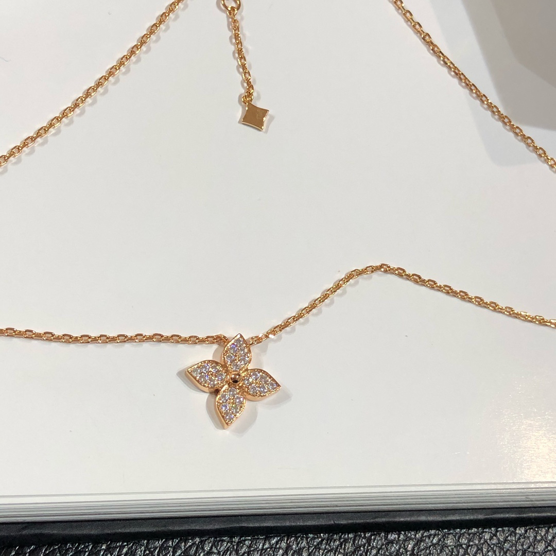 LV necklace-82