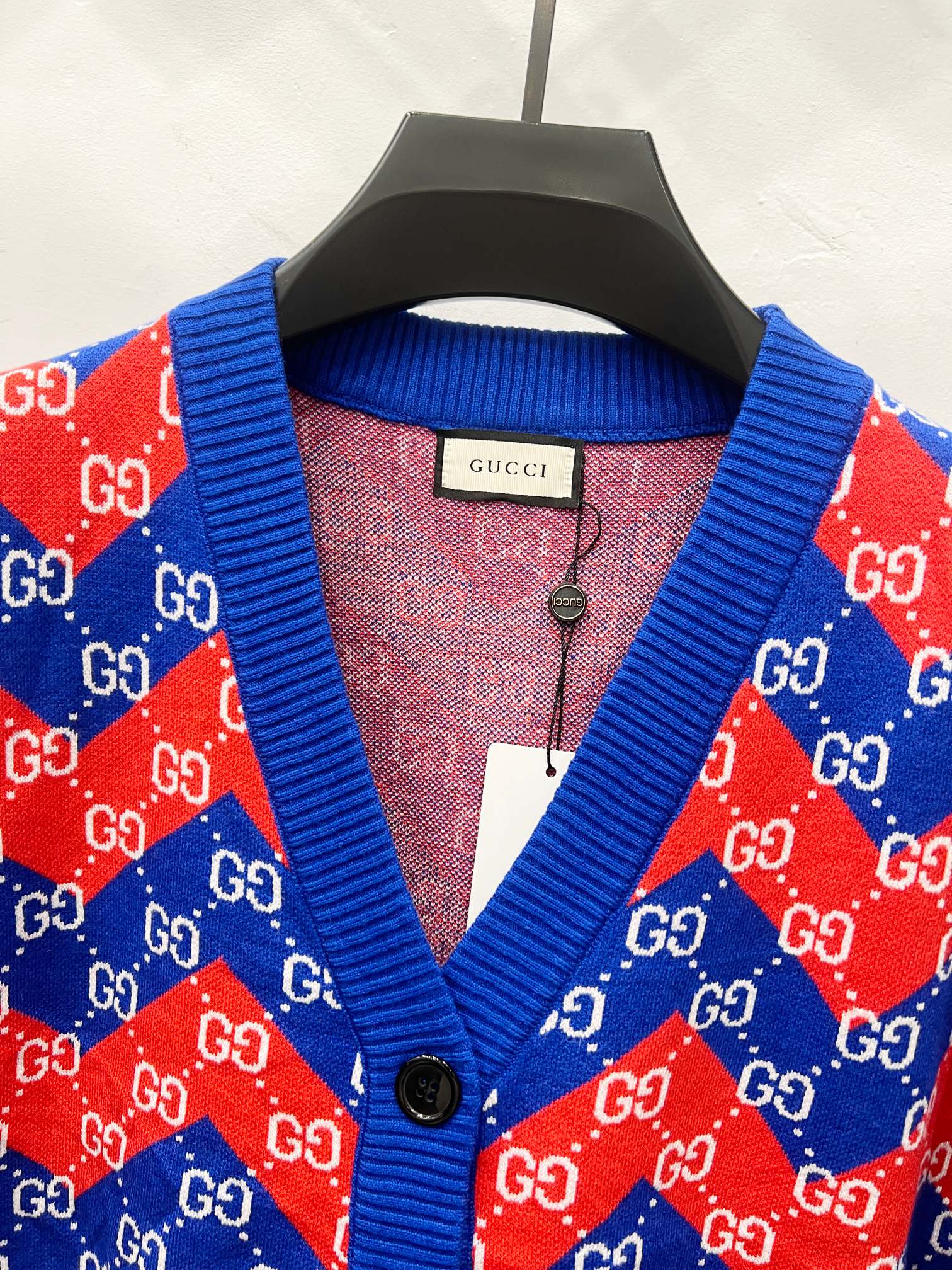 Gucci Clothing-285