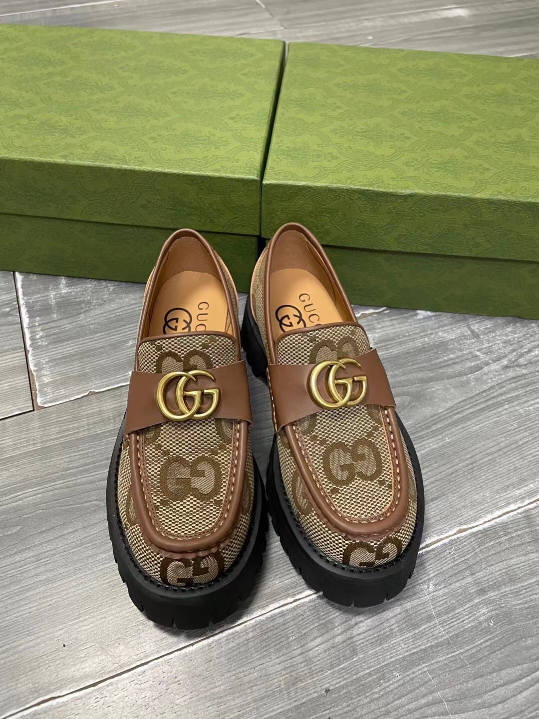 Gucci women's leather shoes-86