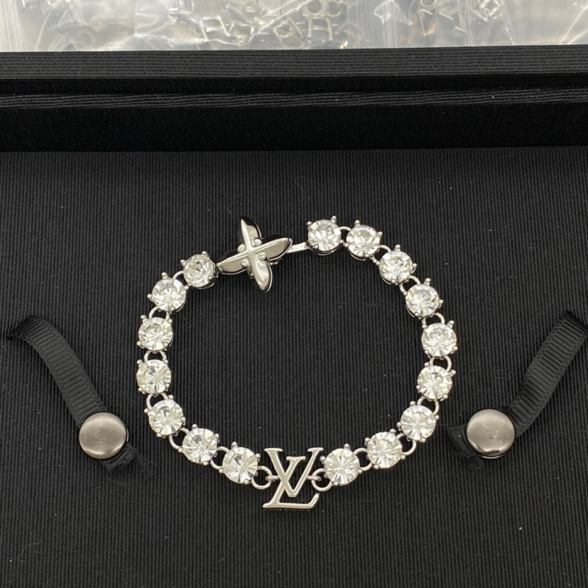 LV Bracelet-14