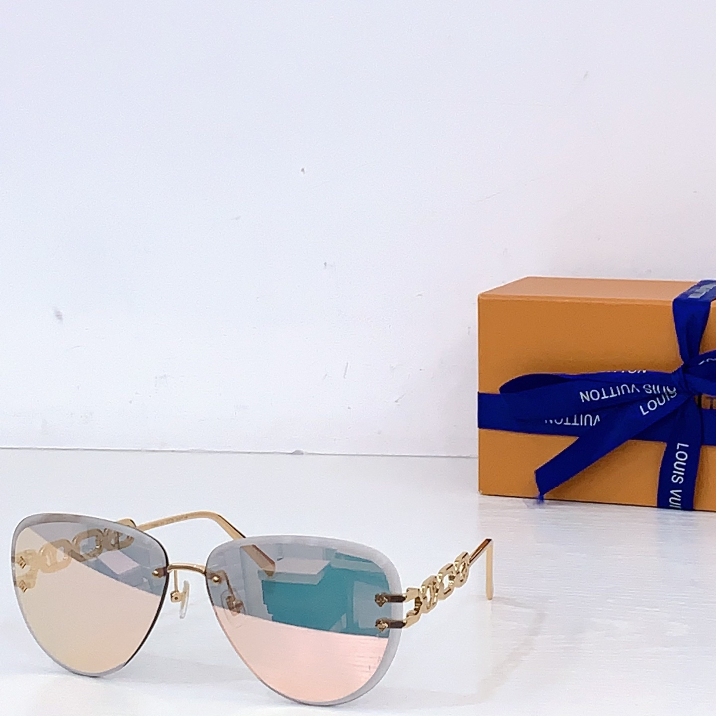 LV glasses-45