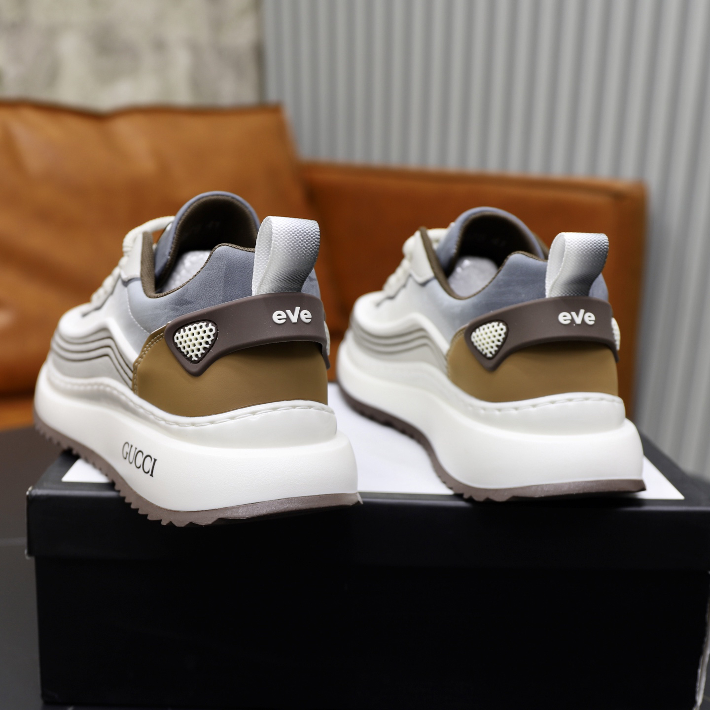 Gucci Sneakers-173
