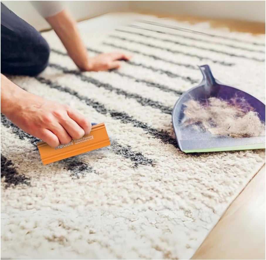 Easy Grip Pet Hair Carpet Scraper