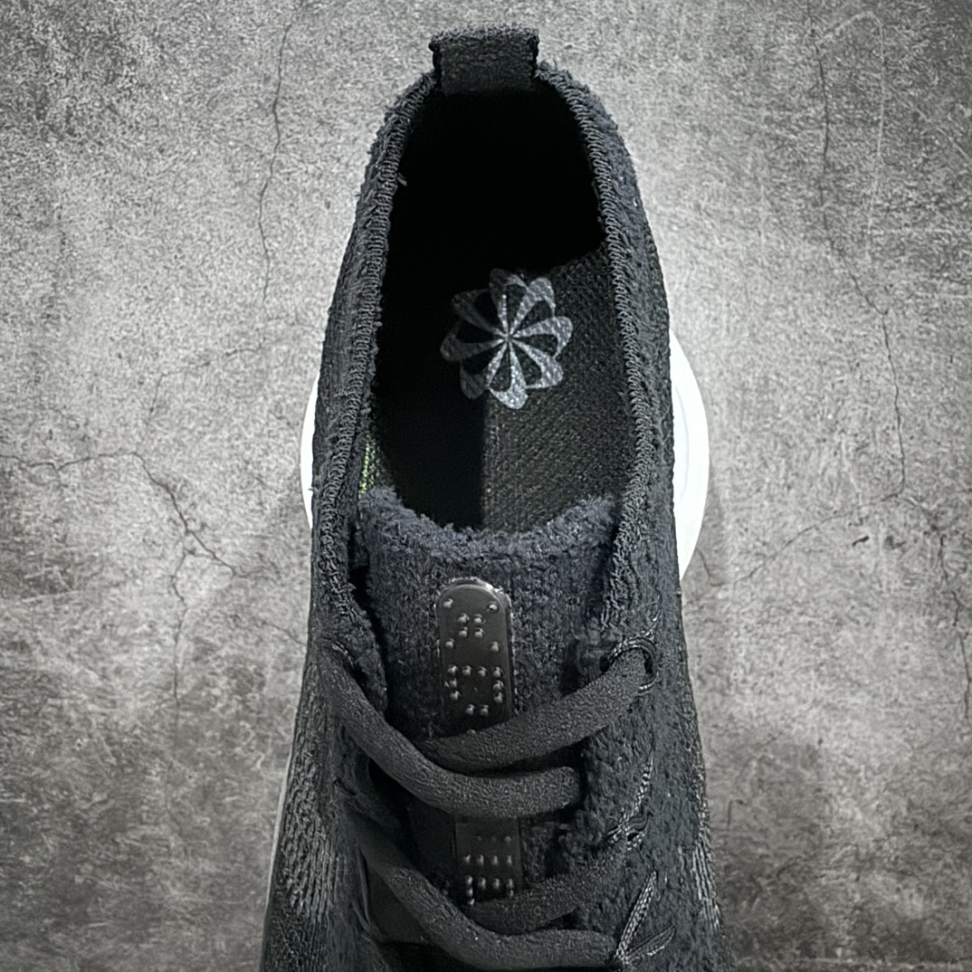 Nike Sneakers-93