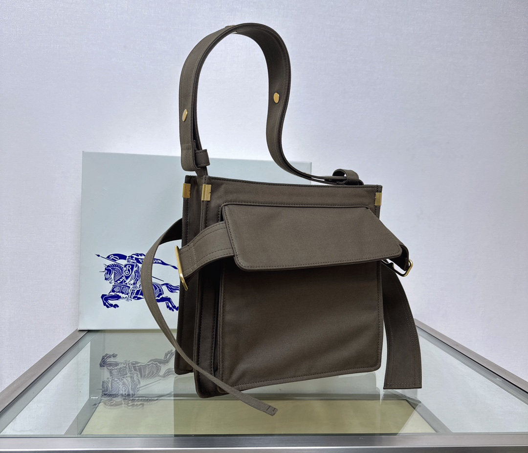 Burberry bag-90