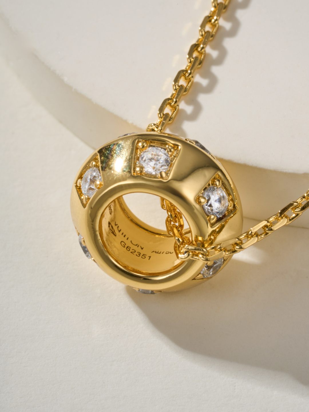 LV necklace-73