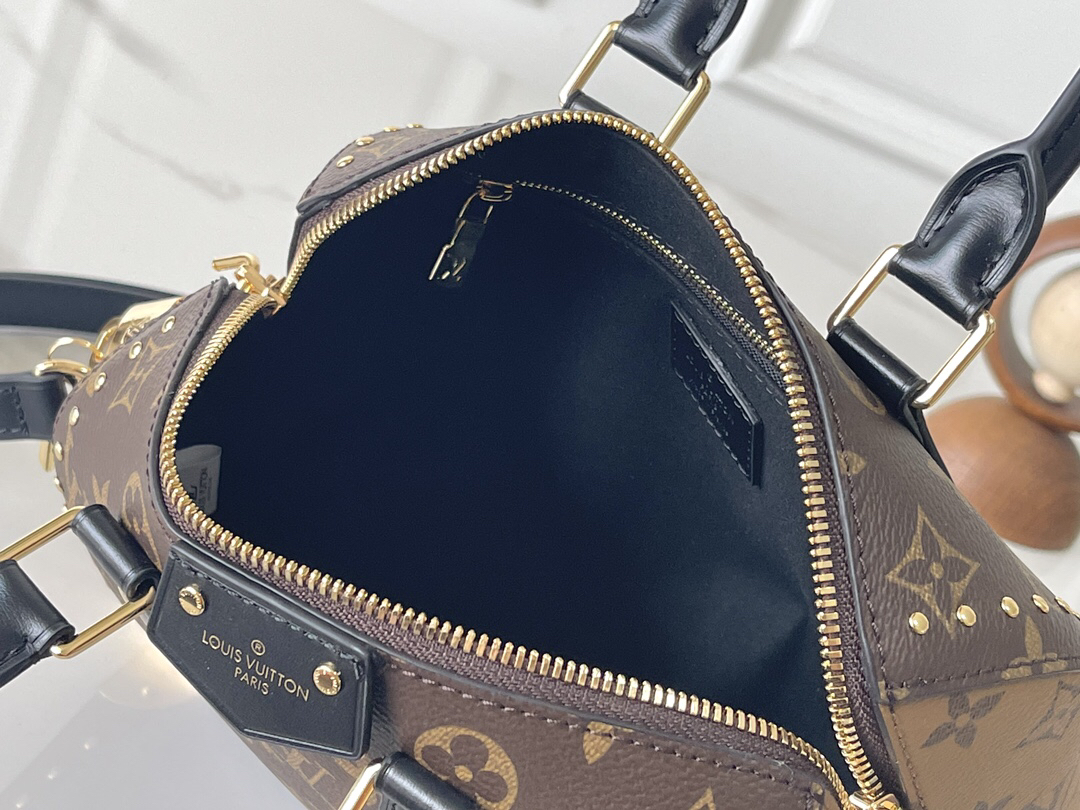 Louis Vuitton bag-82