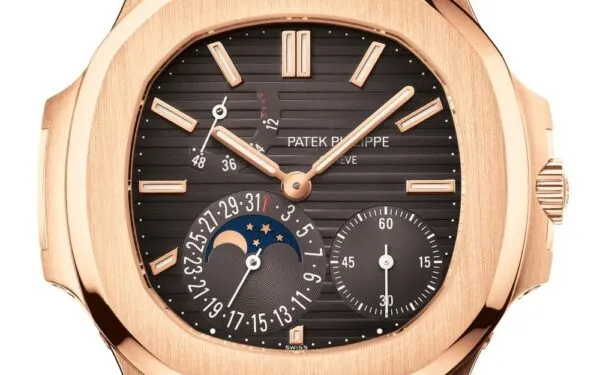 Nautilus 5712R-001 Moon phases. 40 mm,Rose gold