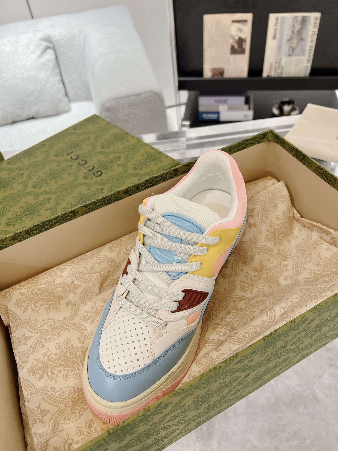Gucci Sneakers-148