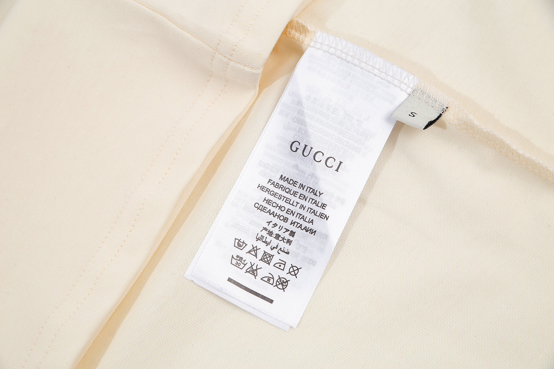 Gucci clothing-65