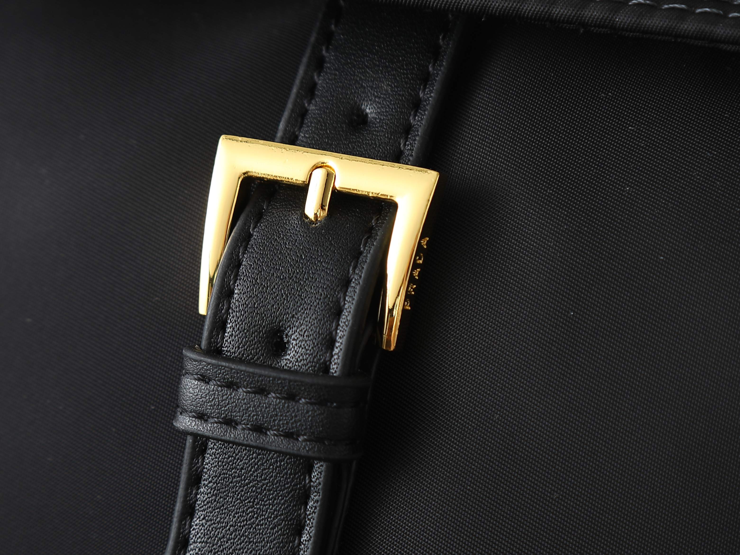 Prada bag-195