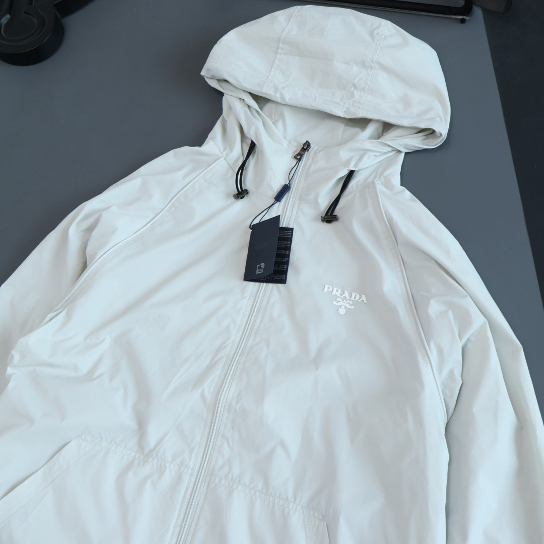 Prada Clothing-328
