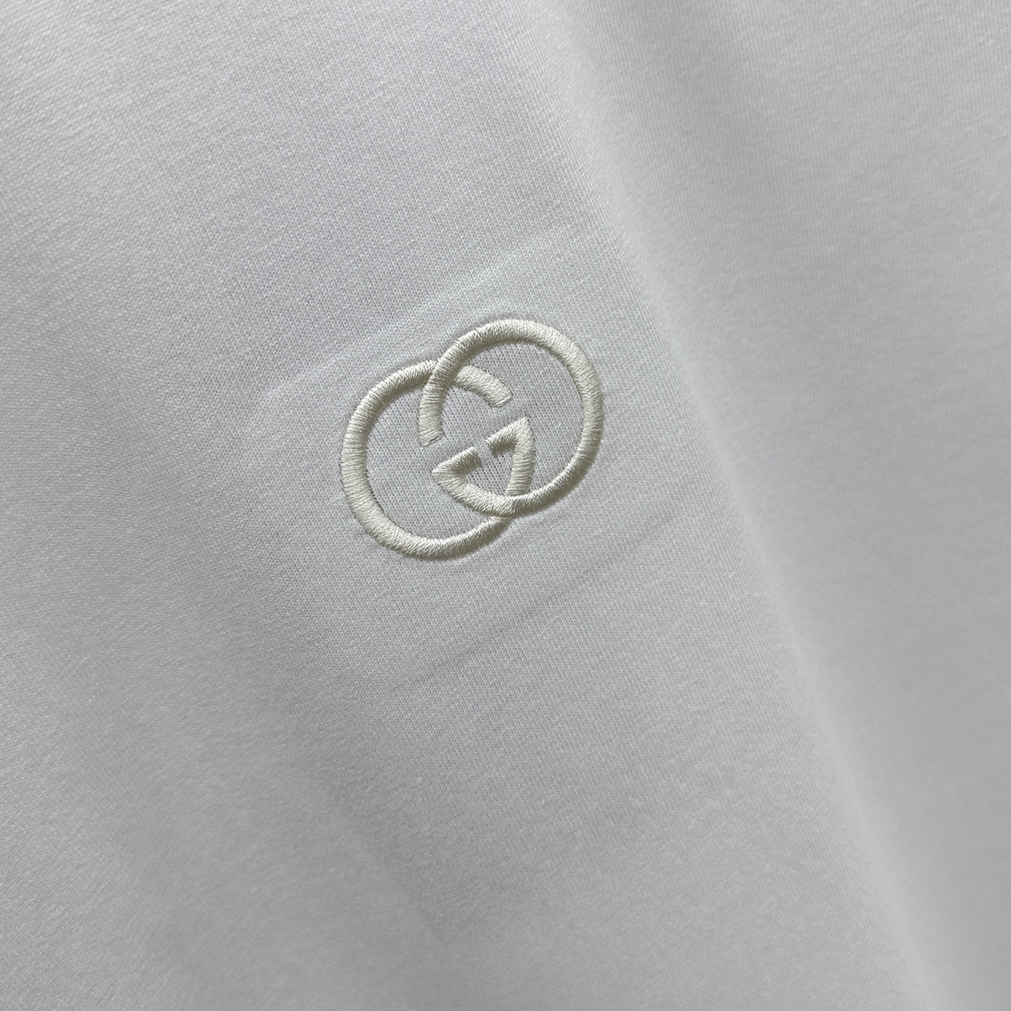 Gucci clothing-28
