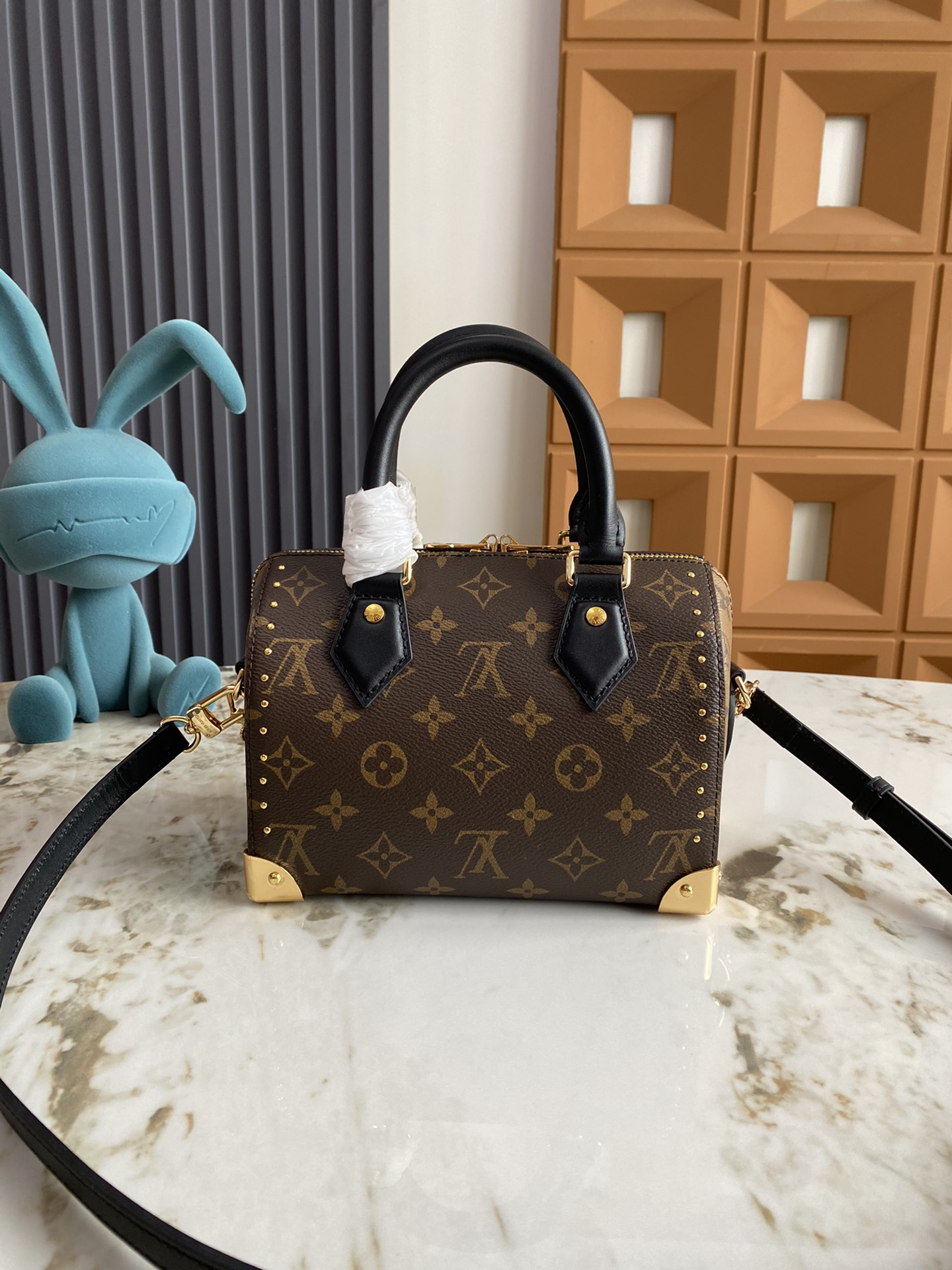 Louis Vuitton bag-129