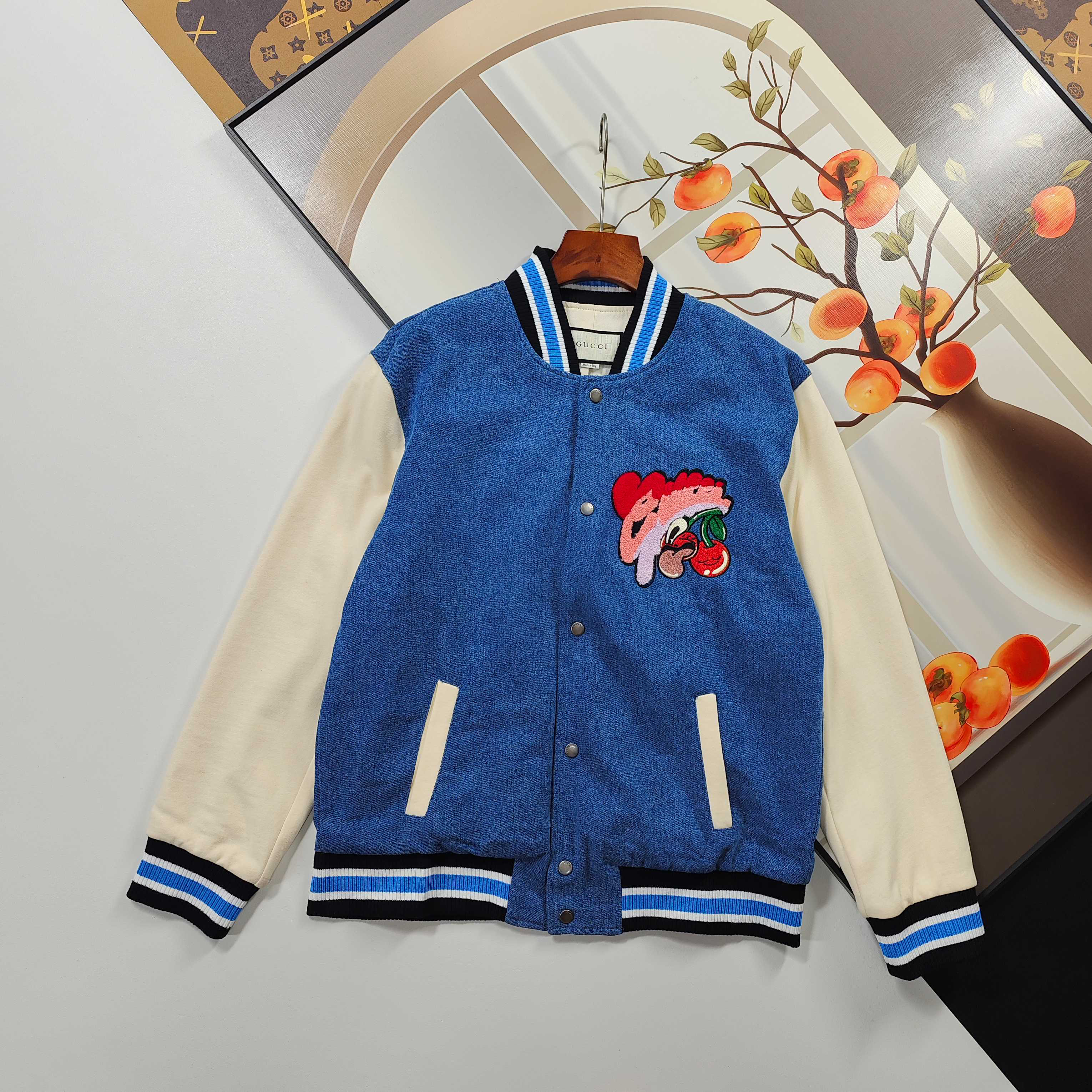 Gucci Clothing-310