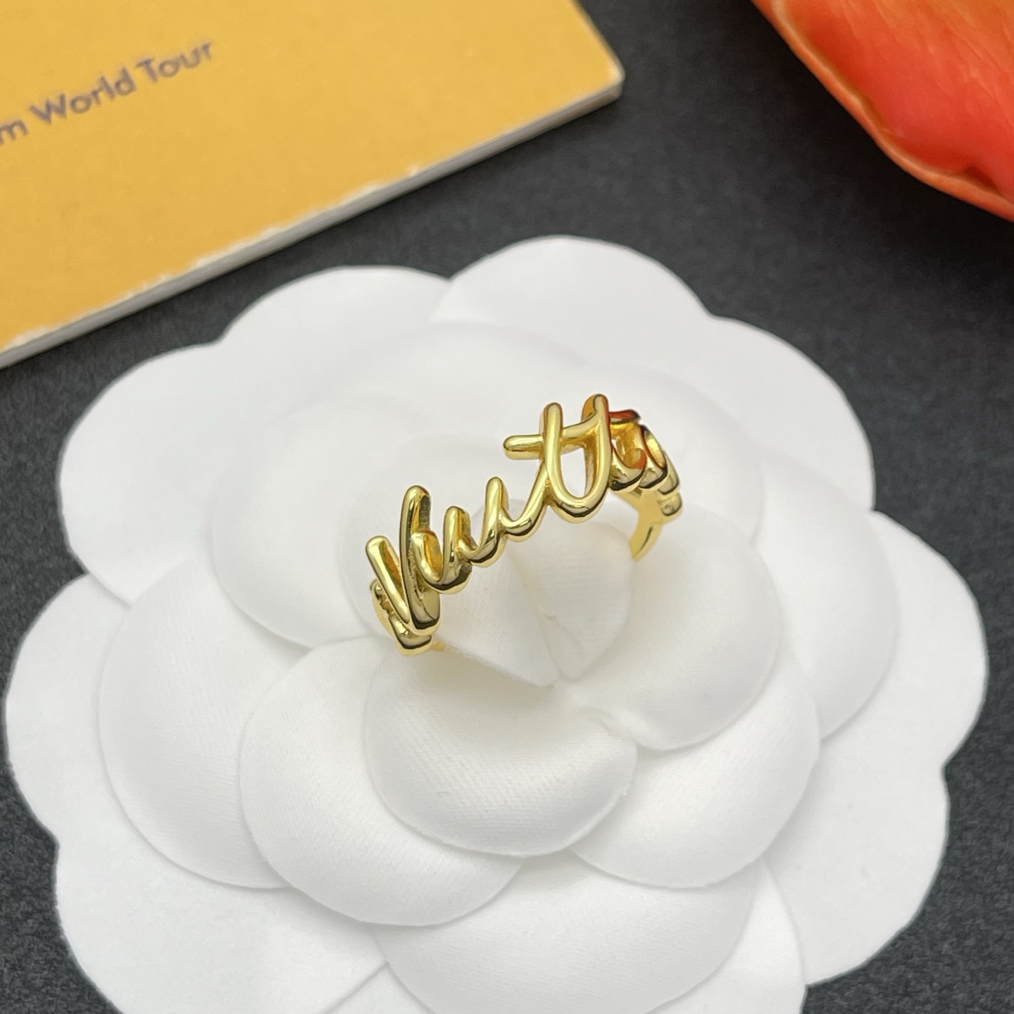 LV ring-80