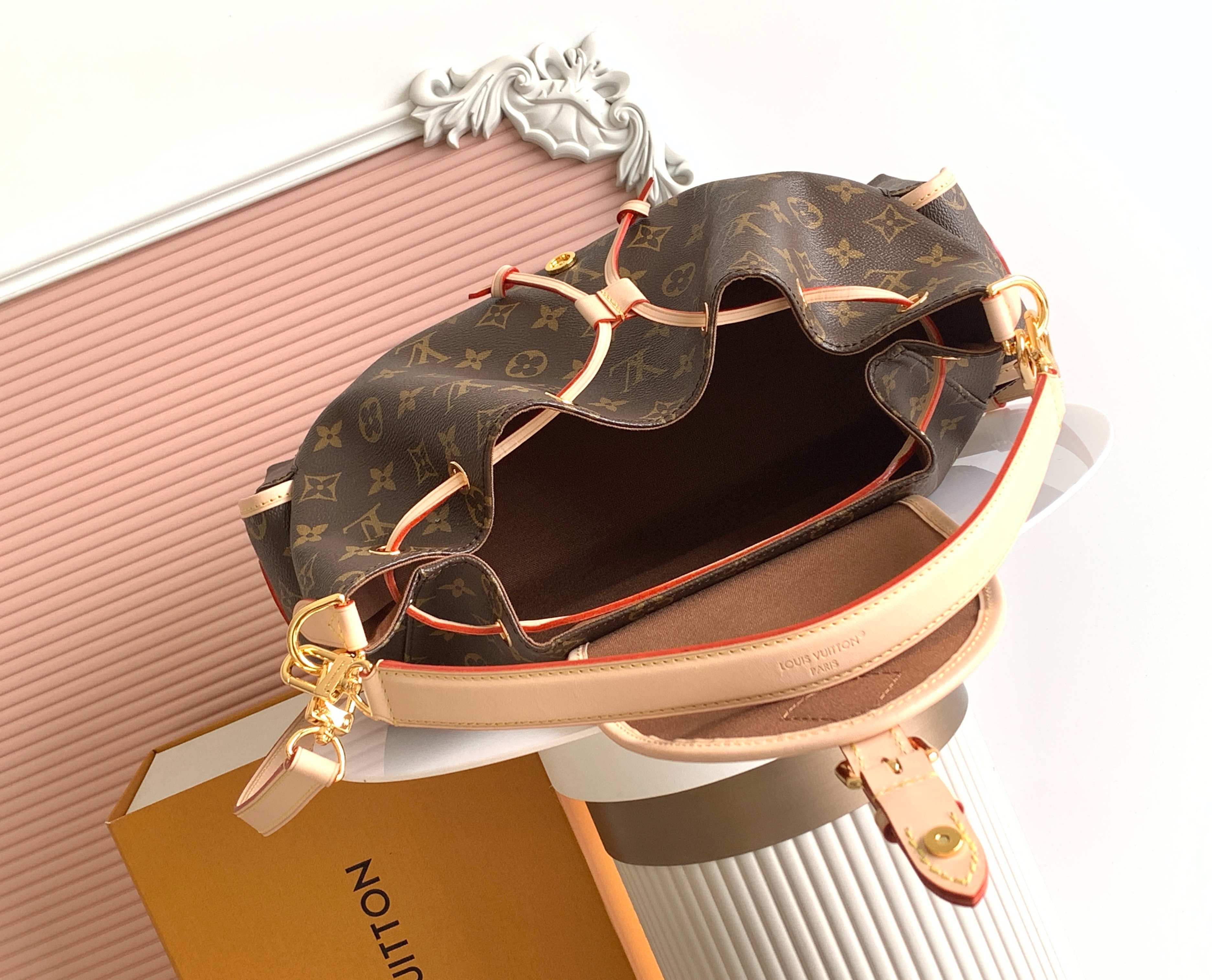 Louis Vuitton bag-3