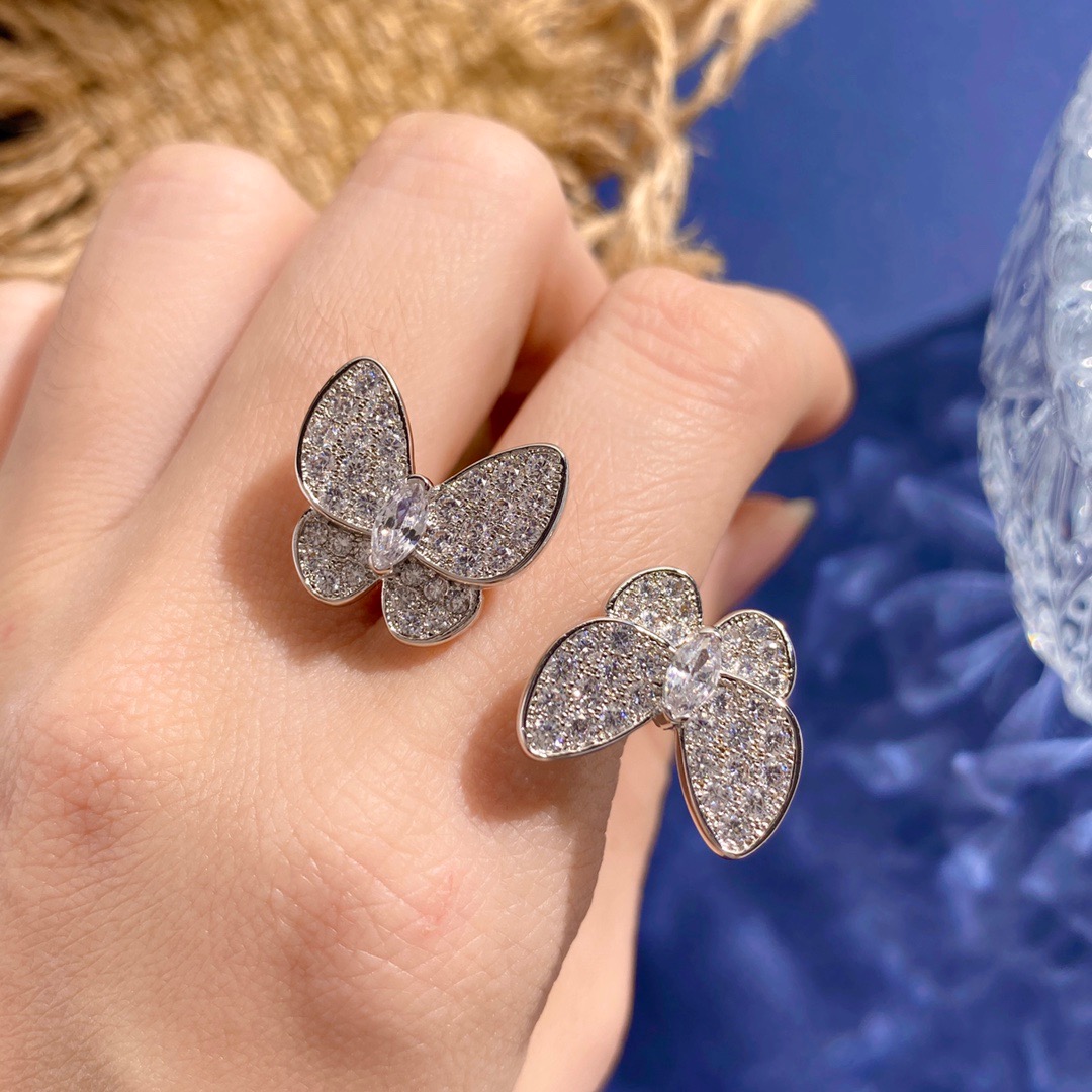 Van Cleef & Arpels ring-70