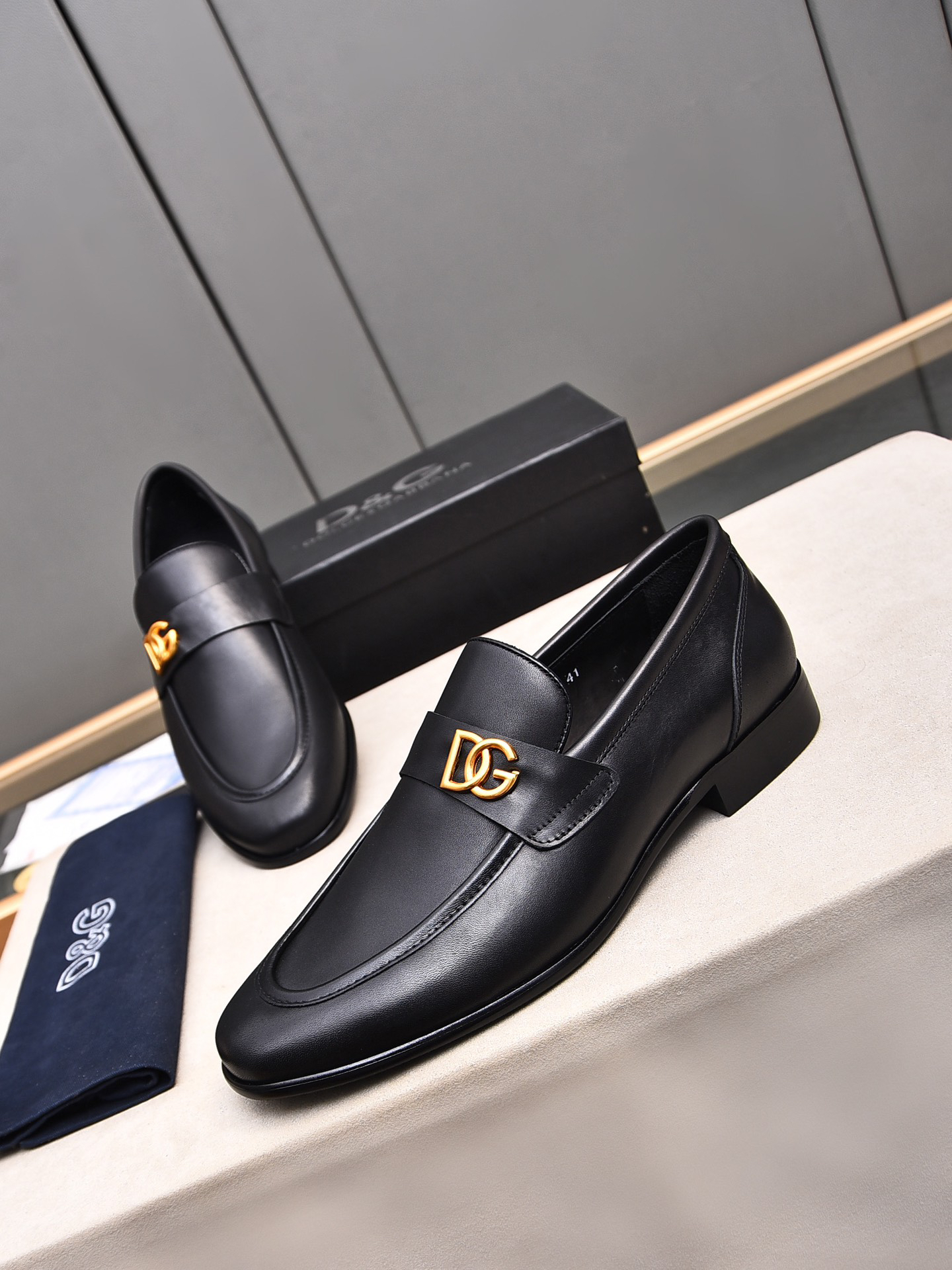 D&G men's leather shoes-13