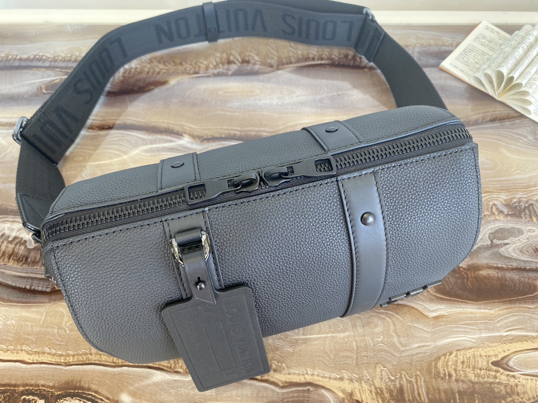 Most Classic Louis Vuittion M59255 City Keepall in Deep Black Aerogram Grained Calf Leather