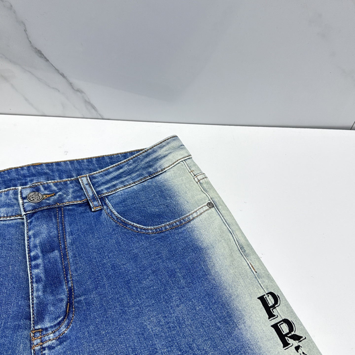 Prada Clothing-206
