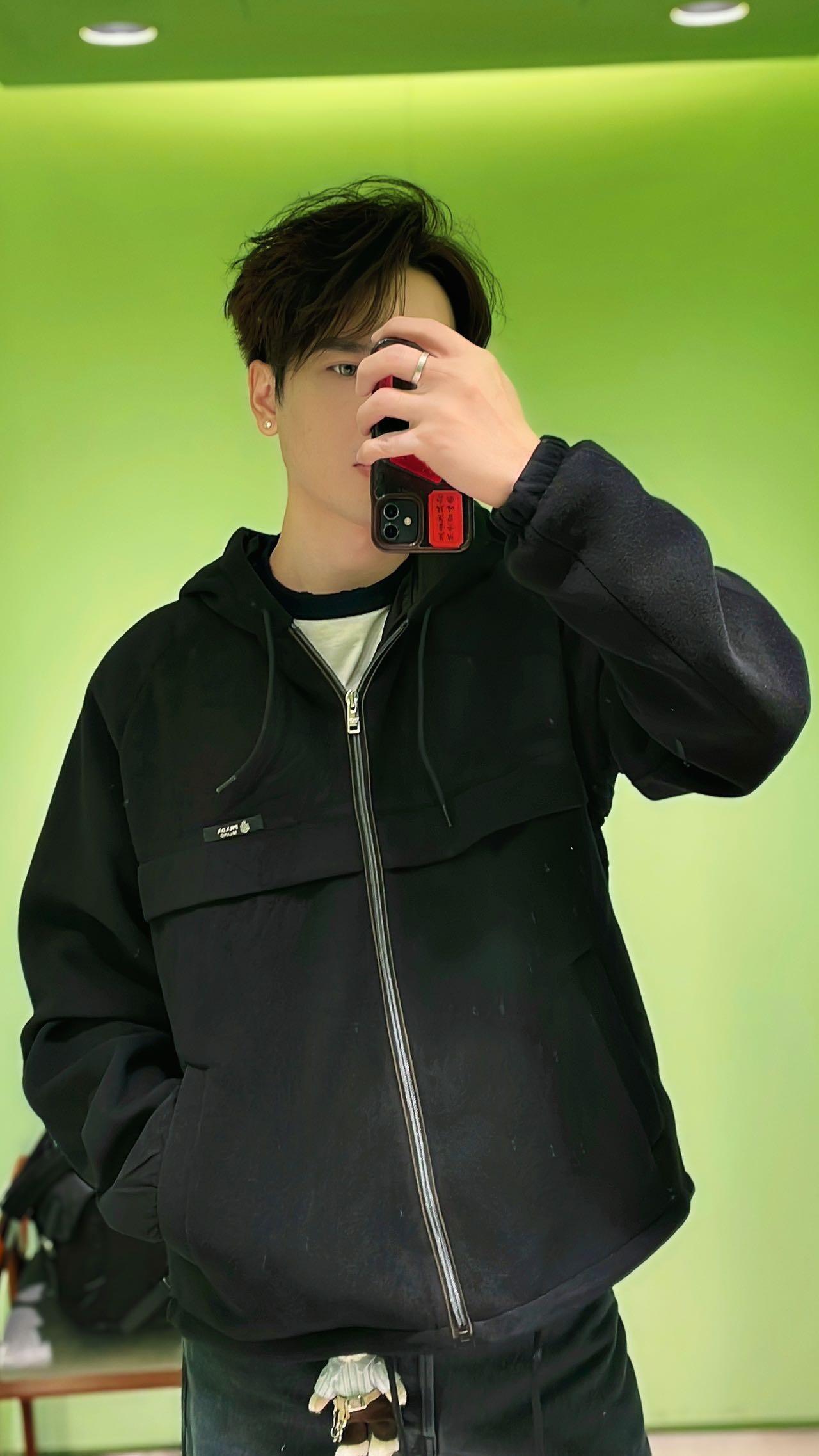 Prada Clothing-8