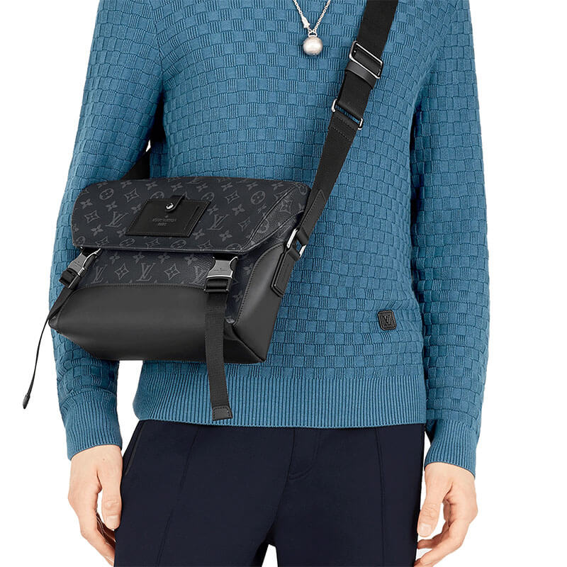 Louis Vuitton Messenger PM Voyager Bag