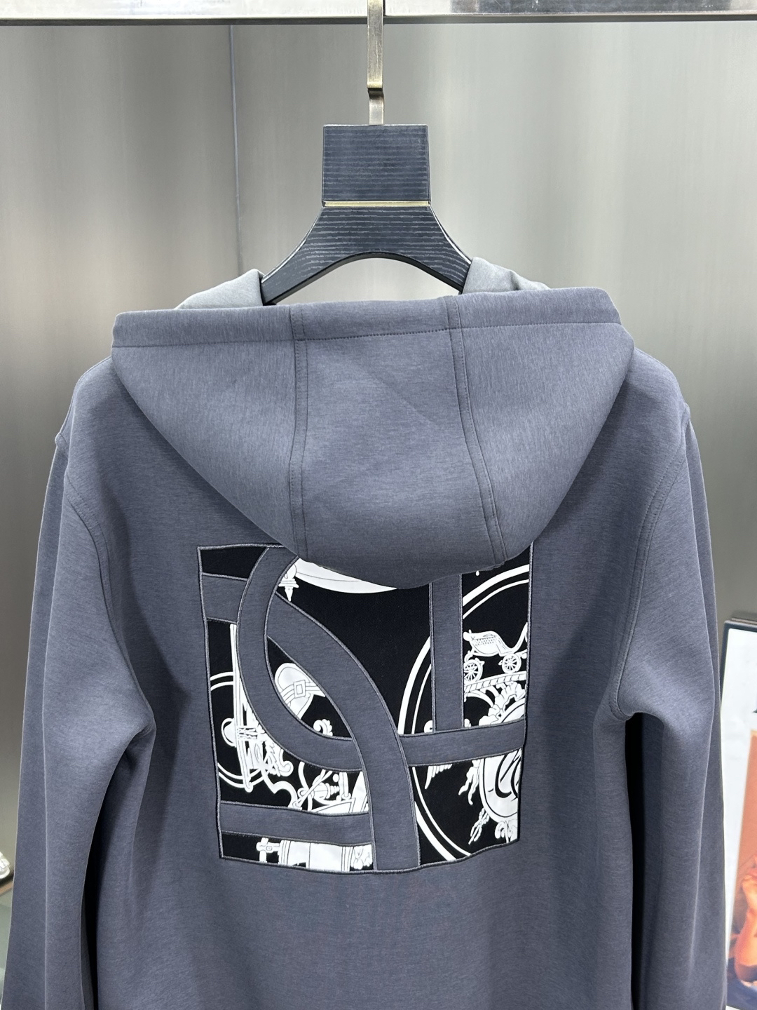 Hermes Clothing-300