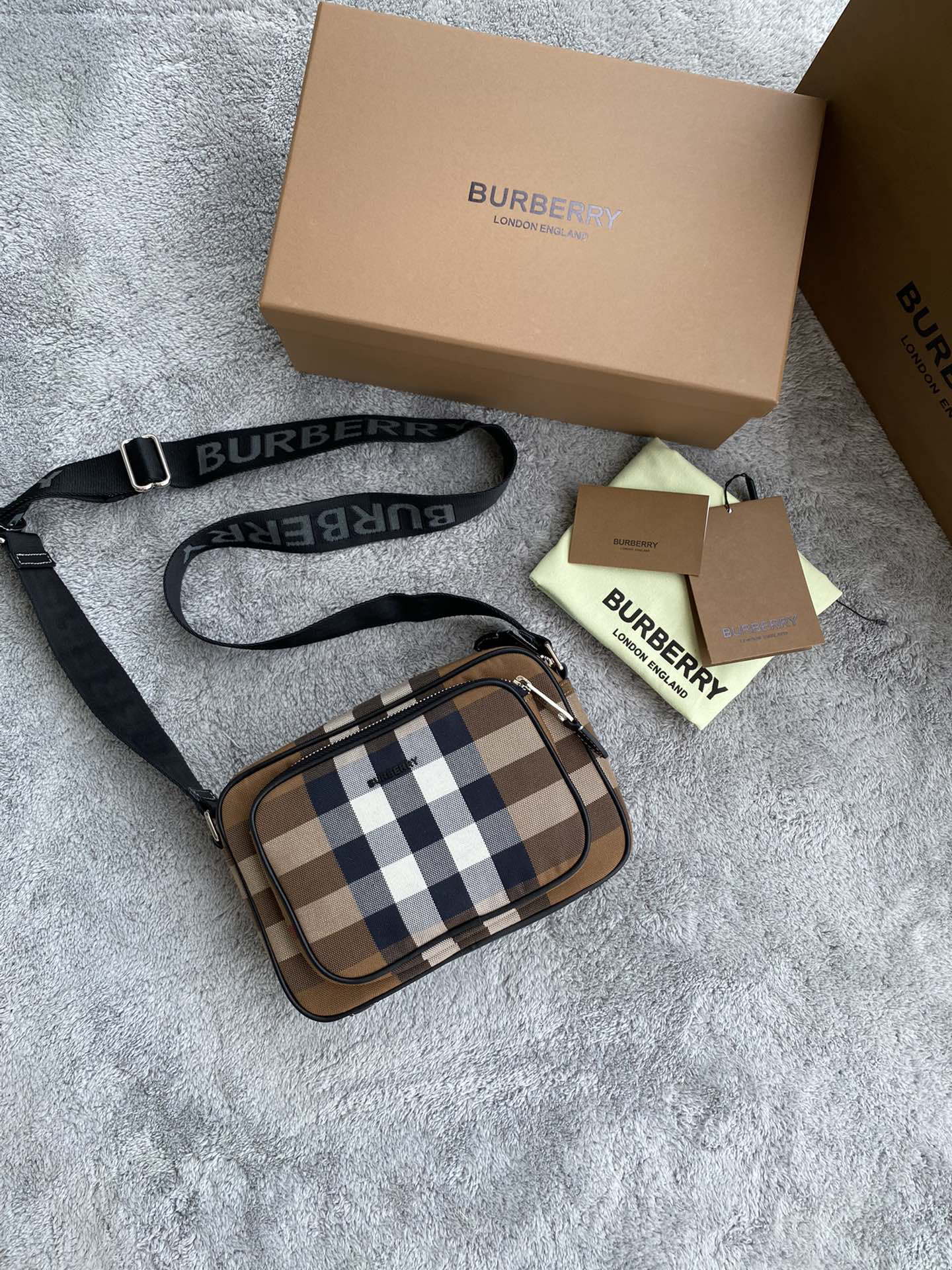 Burberry bag-96