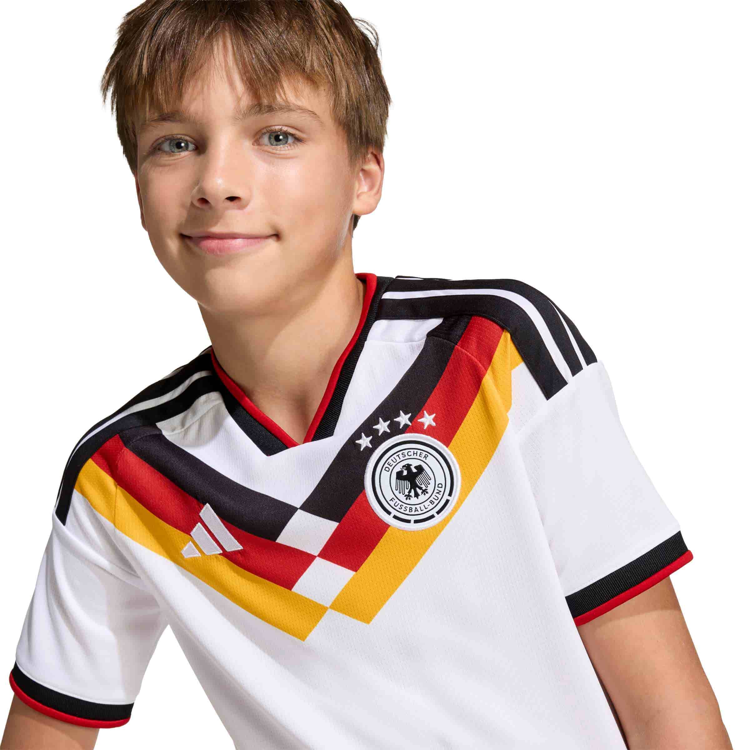 Germany 26 Home Jersey Youth